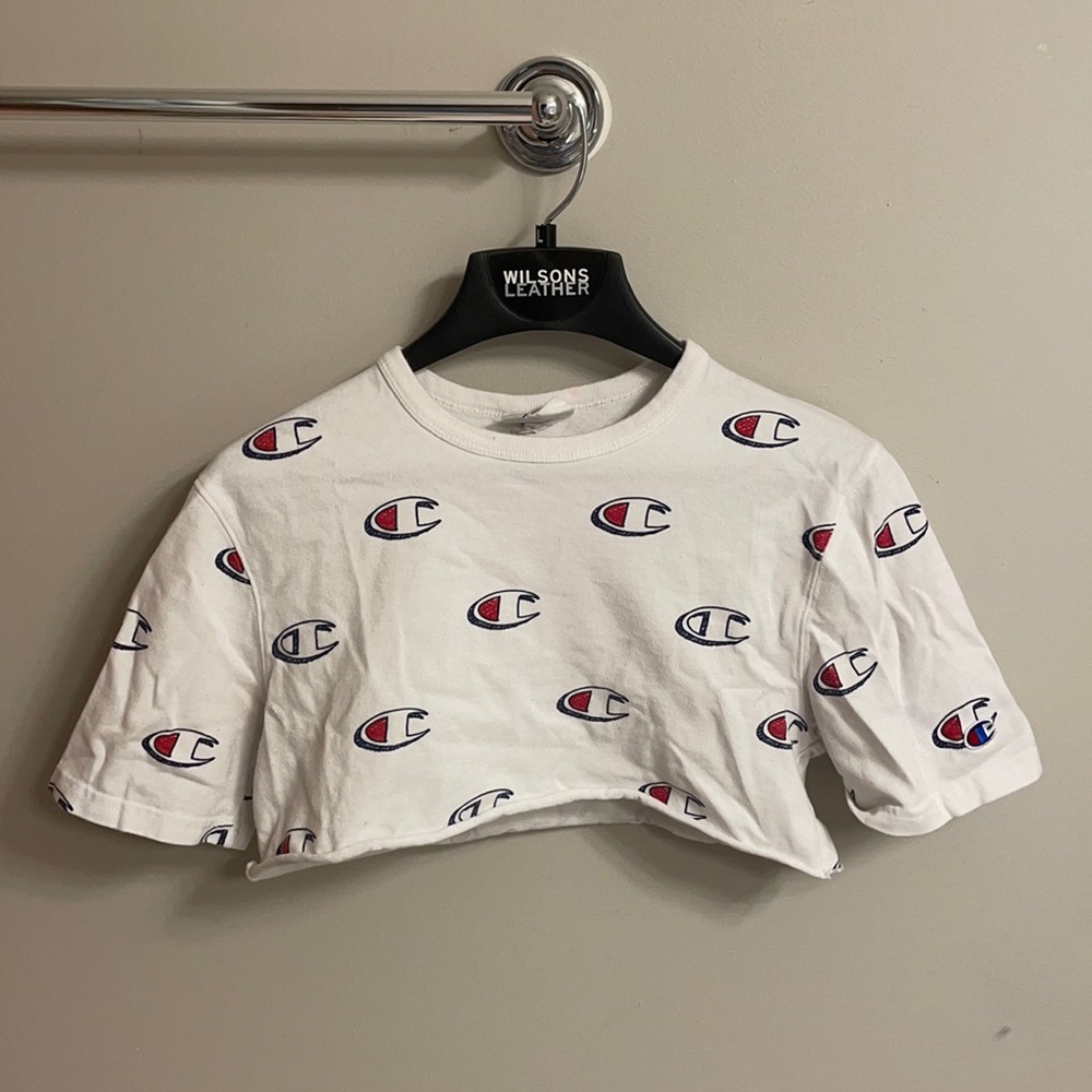 Cropped Champion Tee